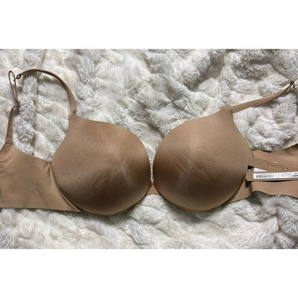 SKIMS ULTIMATE PUSH-UP PLUNGE BRA - Picture 3 of 6